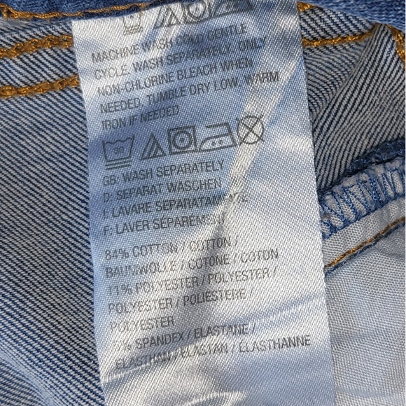 G.I.L.I Flared Leg Medium Wash Raw Hem Ankle Slit Jeans Size 16 EUC! - Picture 13 of 13